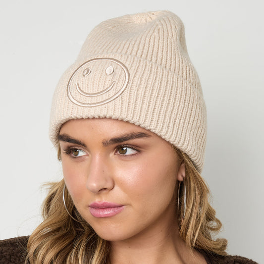 Mütze für Damen mit lächelndem Gesicht bestickt