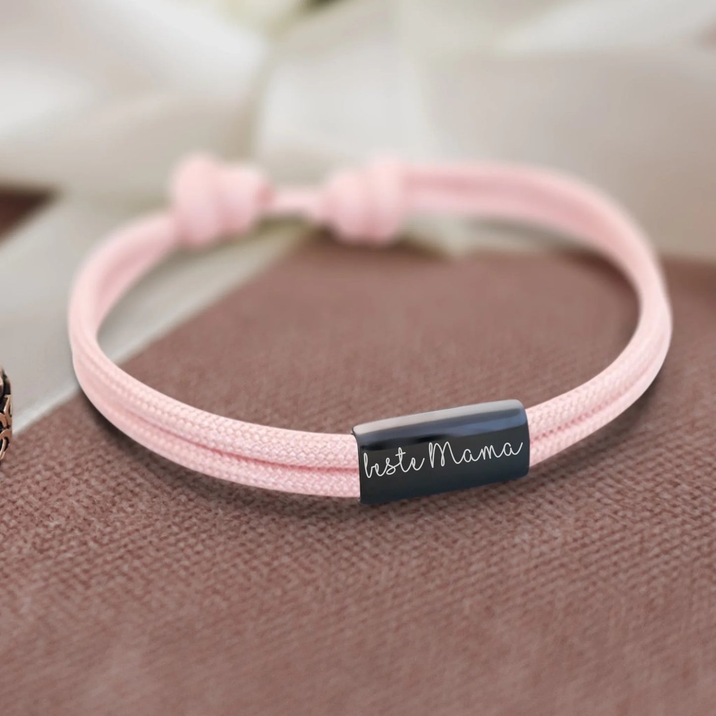Armband Segeltau mit individueller Gravur rosa
