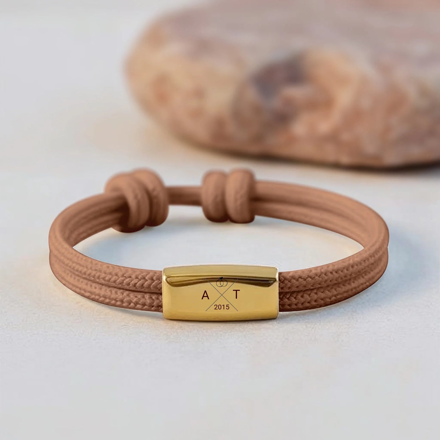 Initialen Armband mit Gravur – individuelles Geschenk für Mann & Frau