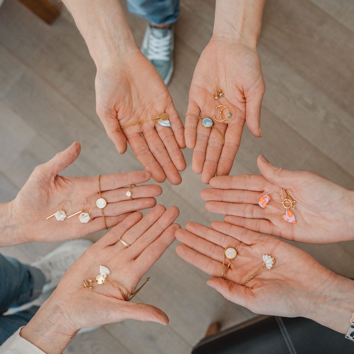 Workshop Schmuckherstellung aus Fimo in Vreden, Gescher oder bei dir zu Hause. Entwerfe deinen eigenen Schmuck. Tolles Event für JGA oder Stammtisch oder für Freundinnen