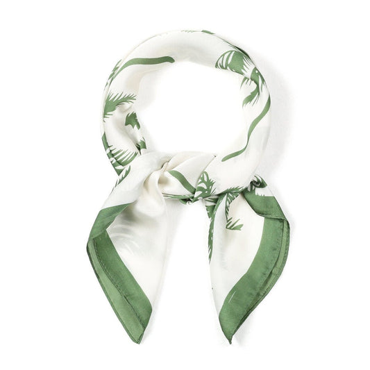 Grüner Sommerschal mit Palmenmuster – Leichtes Halstuch & Urlaubsaccessoire aus Polyester - afHandmade