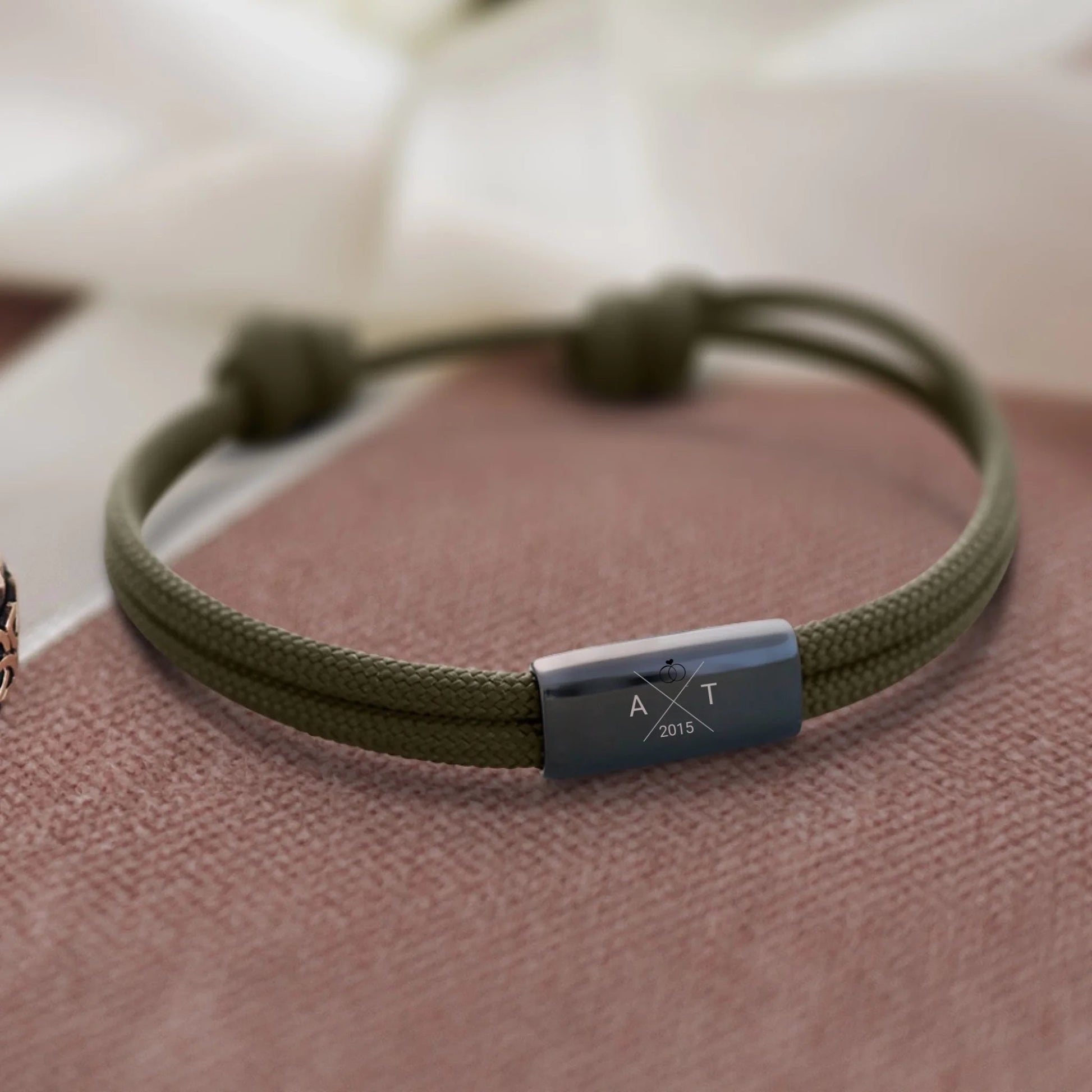 Personalisiertes Armband für Männer aus Segeltau mit Initialen und Datum - afHandmade