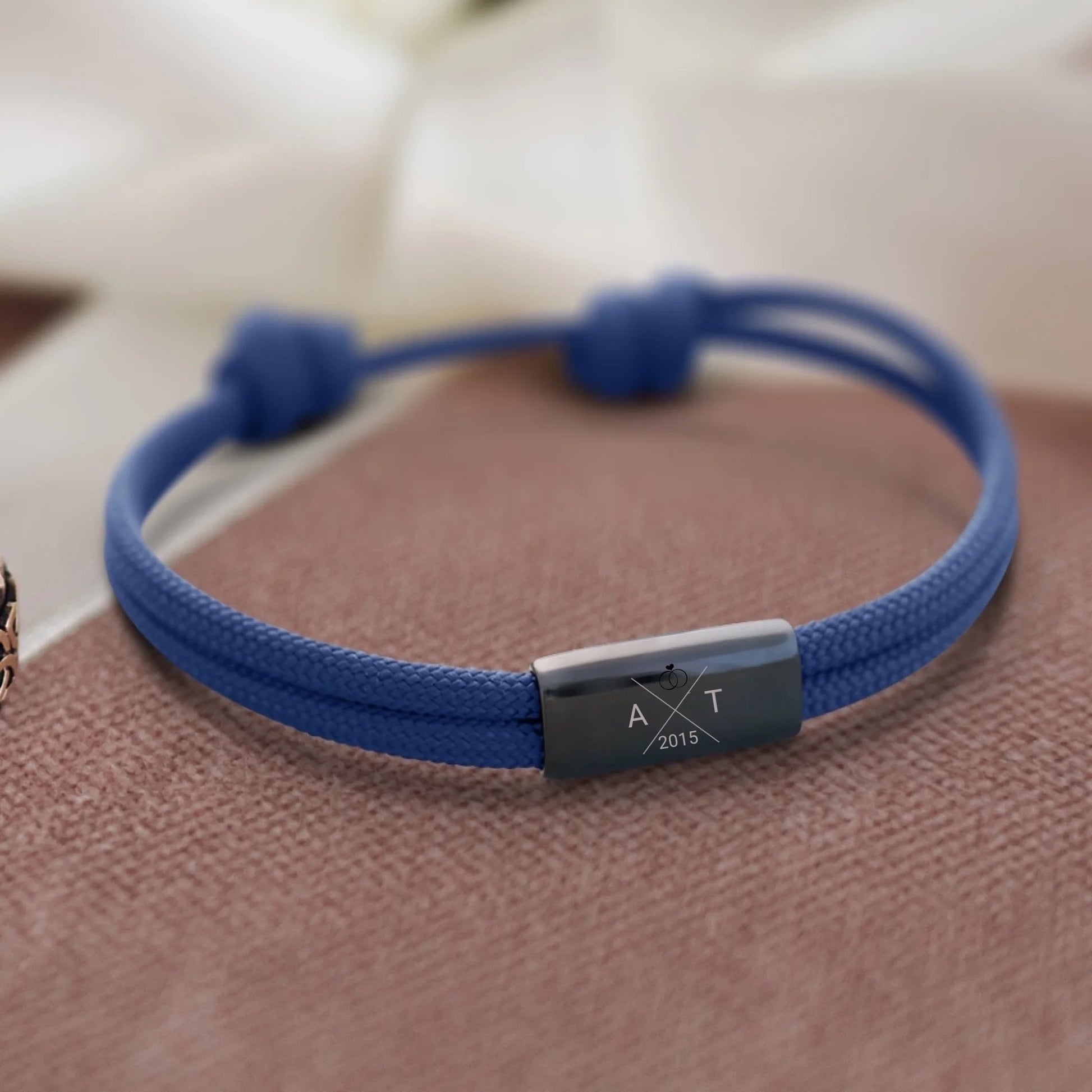 Personalisiertes Armband für Männer aus Segeltau mit Initialen und Datum - afHandmade