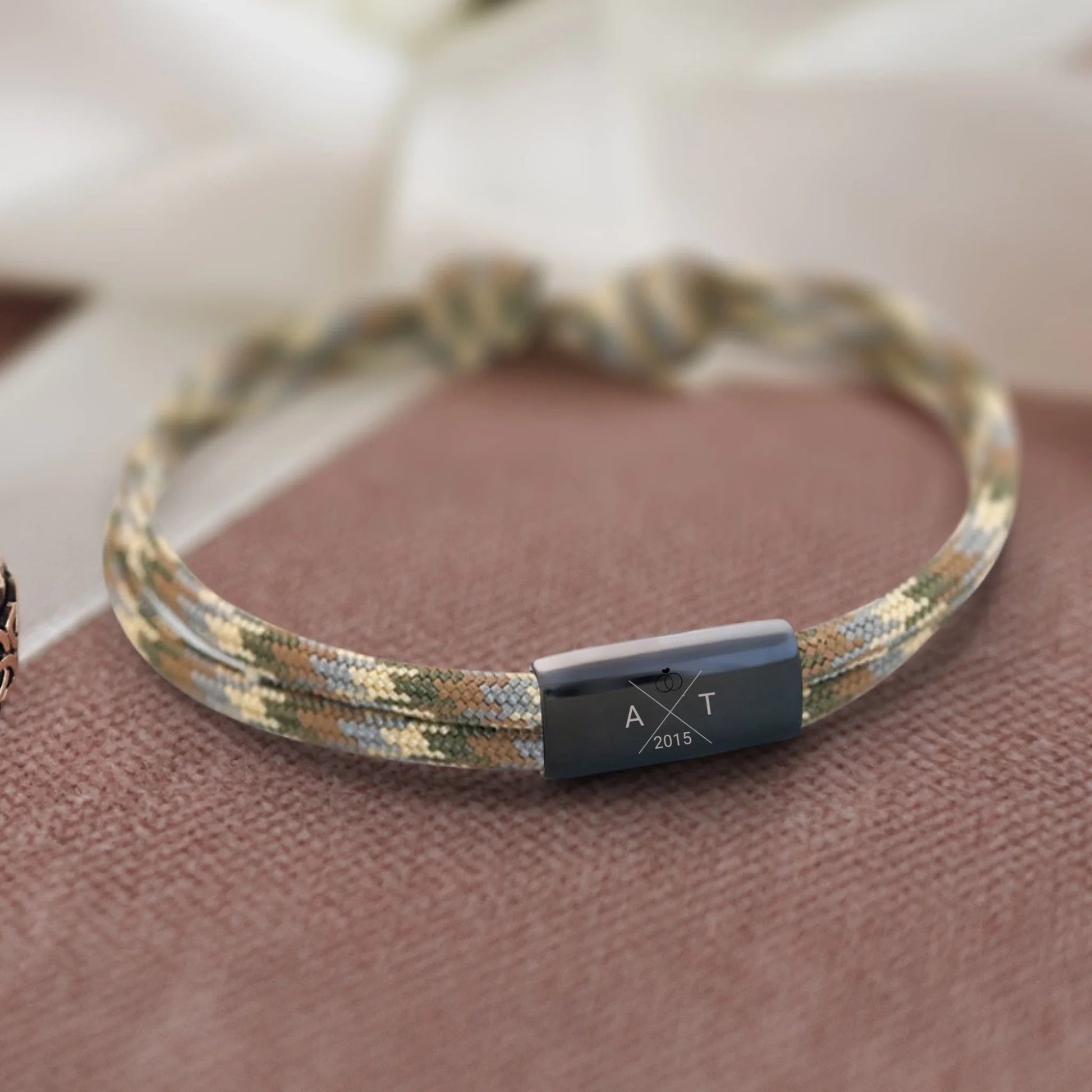 Personalisiertes Armband für Männer aus Segeltau mit Initialen und Datum - afHandmade